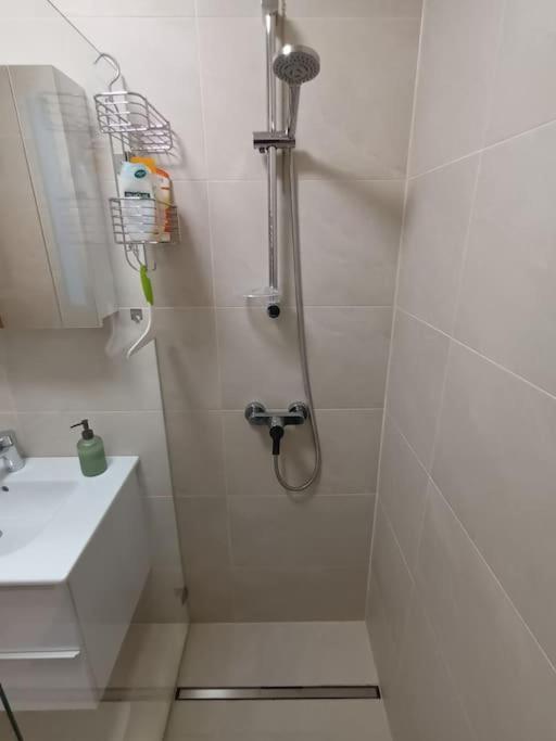 Modernes Apartment In Wien 外观 照片